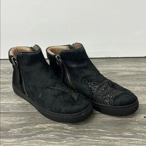 Movie’s Cow Hide Ankle Boots with Star Detail Size 4